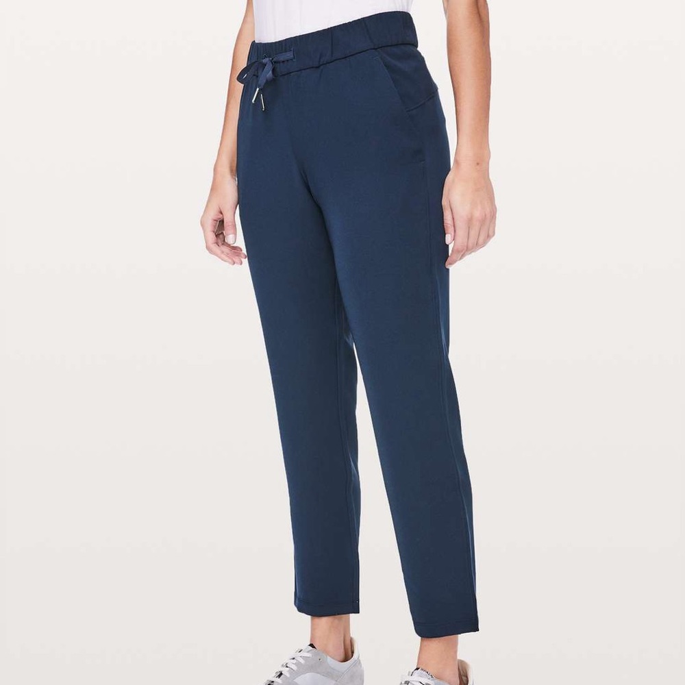 Lululemon On The Fly Navy Blue Pants Size 10